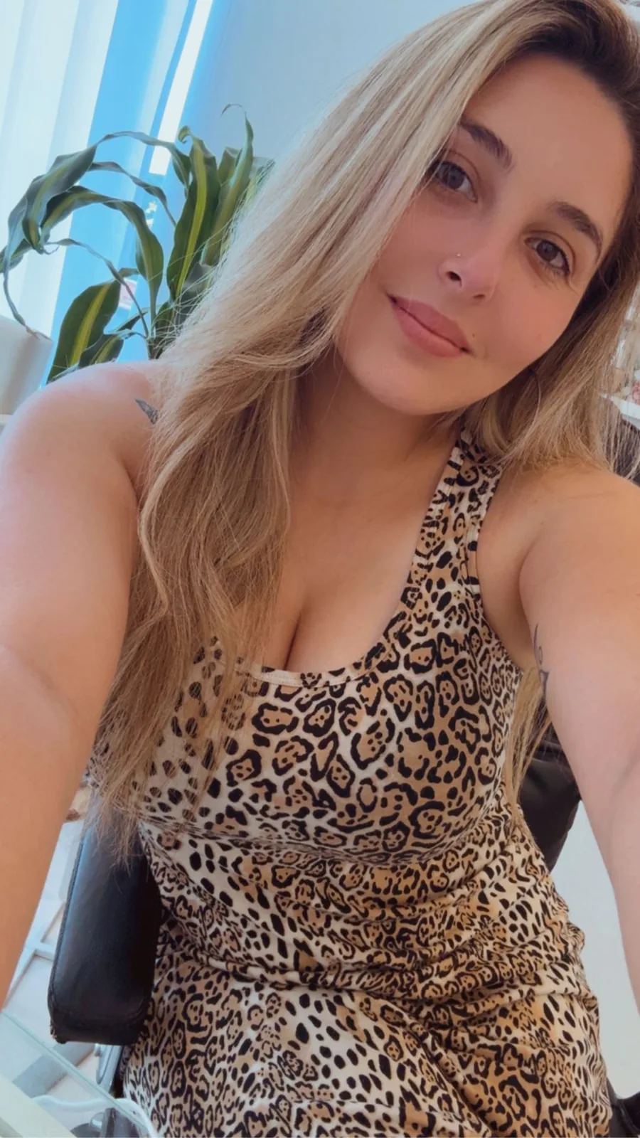 Yasmín from Argentina, online now for video chat on Chat Avenue